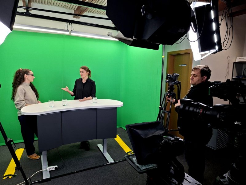 Ticho ve studiu s Pavlínou Hejcmanovou a Klárou Ondrůškovou