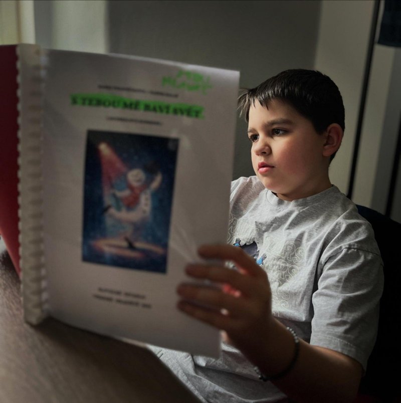 „Máma je moje fanynka. Trochu,“ říká dětský herec Mikuláš Hlaváč