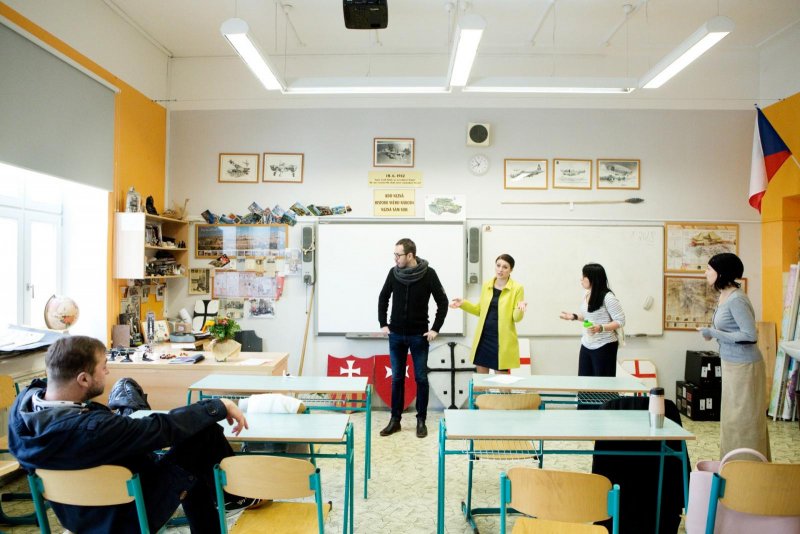 Úča musí pryč! - Petr Čagánek, Josef Kubáník, Pavlína Hejcmanová, Jitka Hlaváčová a Tereza Novotná - foto: Marek Malůšek 