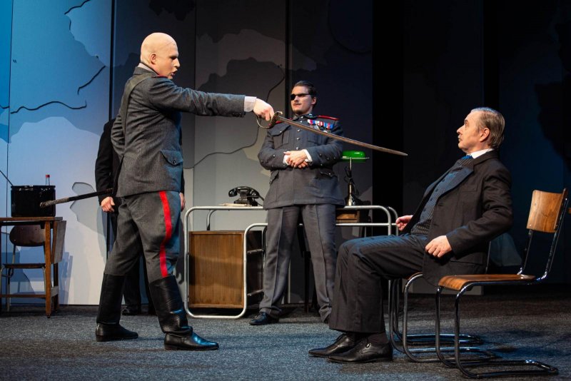 Monument pro Hradiště - Jakub Zelinka, Tomáš Žilinský a Pavel Hromádka - foto: Kuba Jíra 