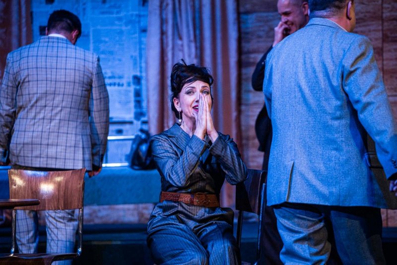 Hostina dravců - Tereza Novotná - foto: Kuba Jíra 