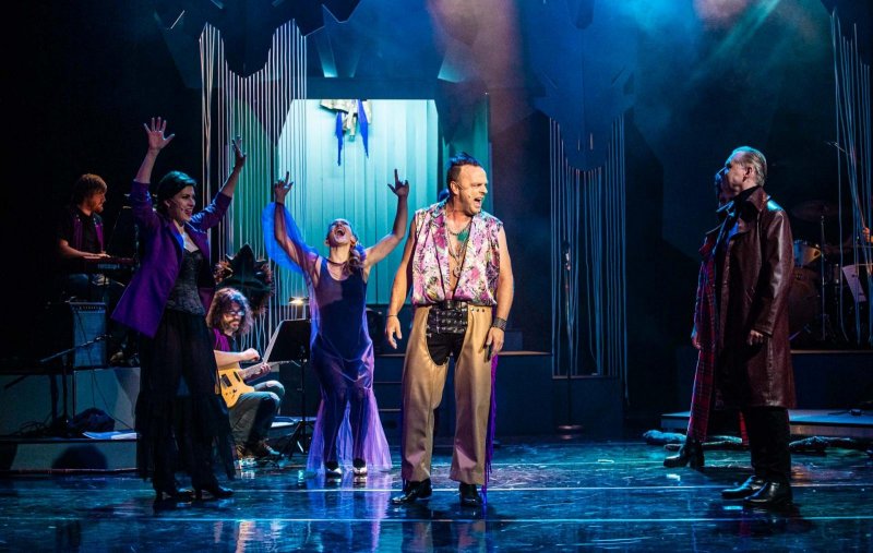 Zapeklitě! - Pavlína Hejcmanová, Kateřina Michejdová, Tomáš Šulaj a Pavel Hromádka - foto: Kuba Jíra 