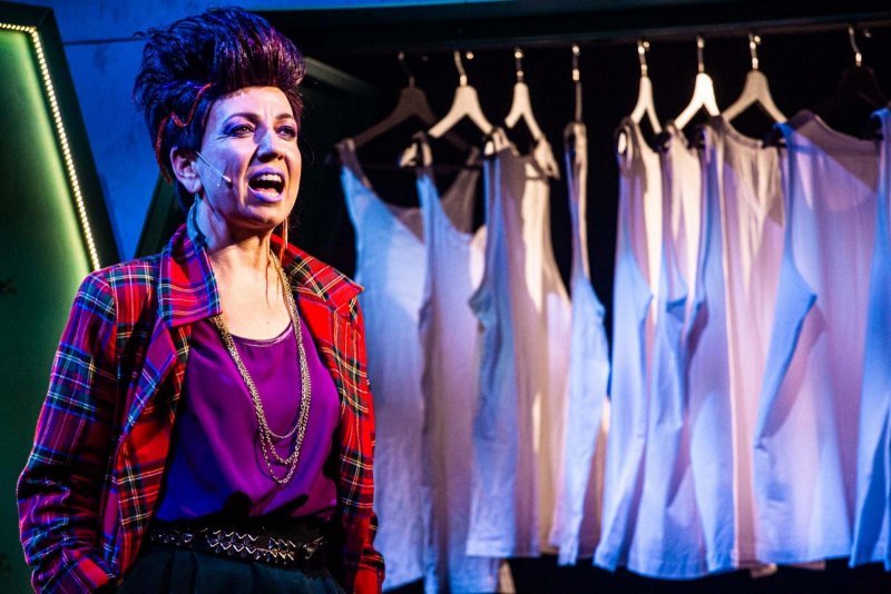 Zapeklitě! - Tereza Novotná - foto: Kuba Jíra 