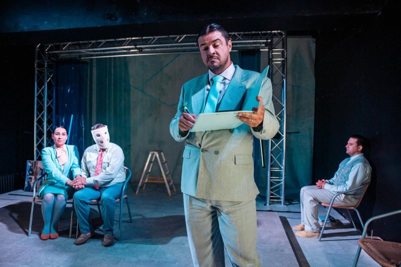 Ošklivec - Jitka Hlaváčová, David Vaculík, Lukáš Matěj a Jakub Zelinka - foto: Kuba Jíra 