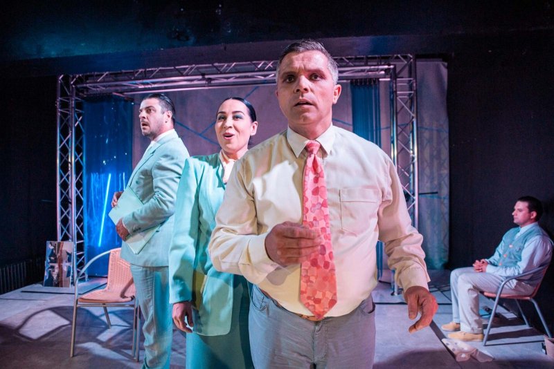 Ošklivec - Lukáš Matěj, Jitka Hlaváčová, David Vaculík a Jakub Zelinka - foto: Kuba Jíra 