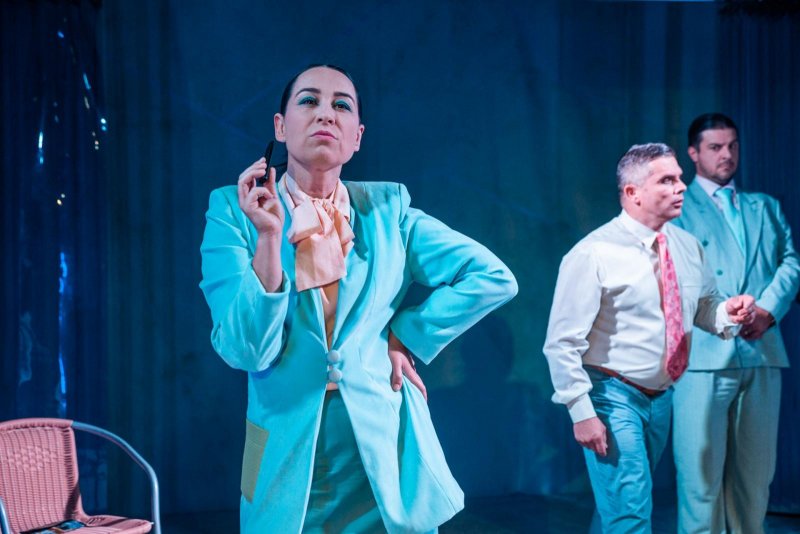 Ošklivec - Jitka Hlaváčová, David Vaculík a Lukáš Matěj - foto: Kuba Jíra 