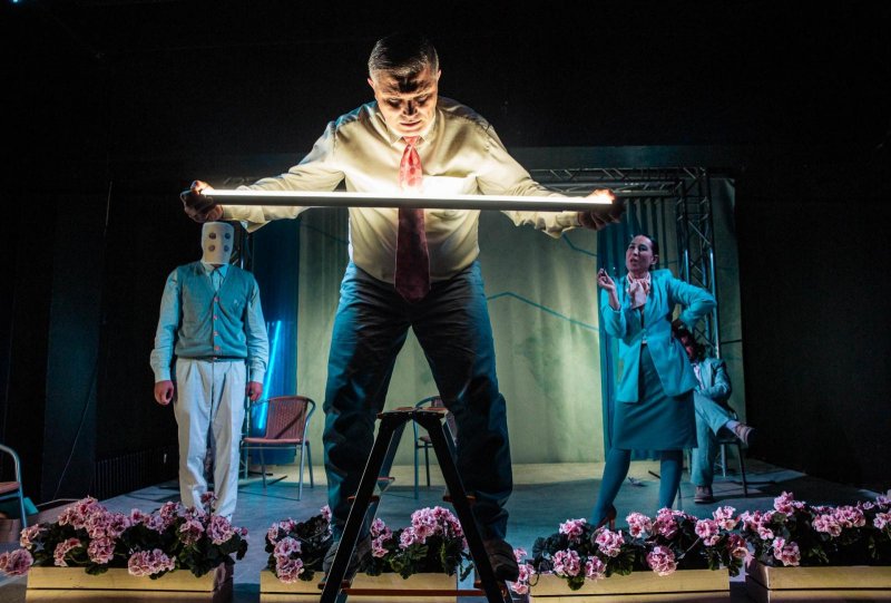 Ošklivec - Jakub Zelinka, David Vaculík, Jitka Hlaváčová a Lukáš Matěj - foto: Kuba Jíra 