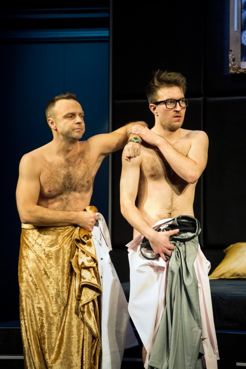 Dva úplně nazí muži, foto: Marek Malůšek 