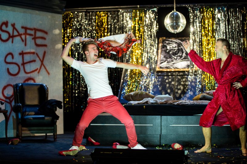 Dva úplně nazí muži, foto: Marek Malůšek 