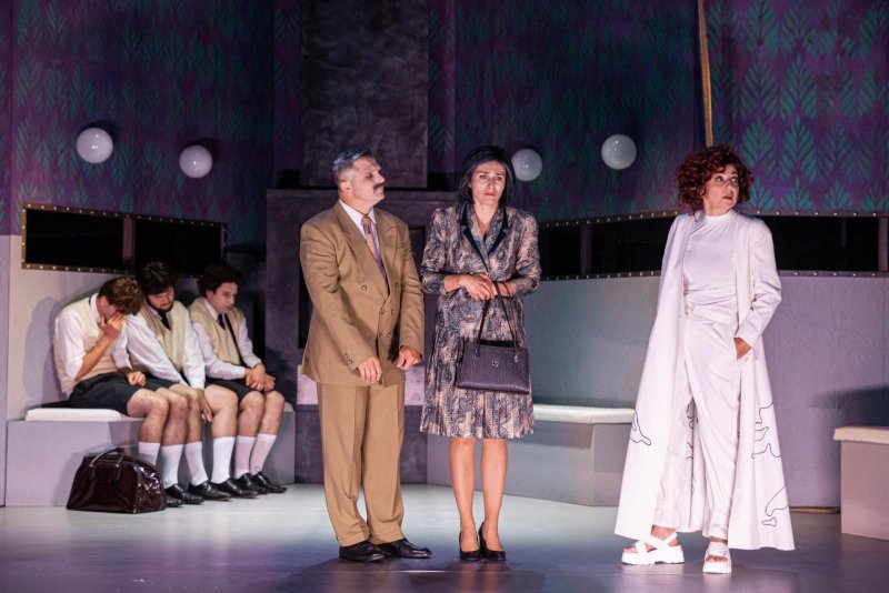 Fyzikové - Pavel Šupina, Daniel Gajdoš, Jakub Zelinka, David Vaculík, Pavlína Hejcmanová a Tereza Novotná - foto: Kuba Jíra 