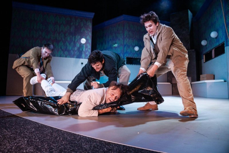 Fyzikové - Pavel Šupina, Daniel Gajdoš, Jakub Zelinka a ležící Tomáš Šulaj - foto: Kuba Jíra 