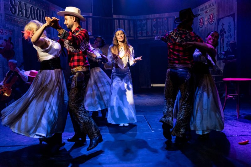 Limonádový Joe - Kateřina Michejdová - foto: Filip Fojtík 