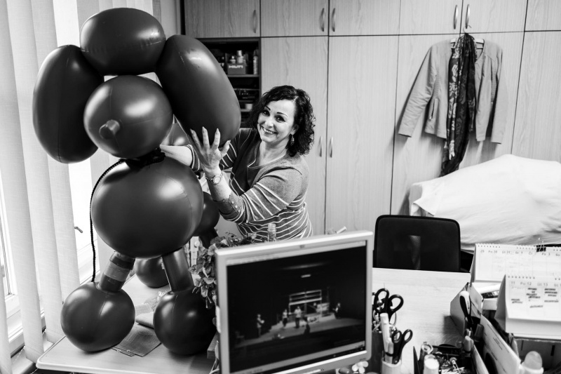 Pavlína Pluháčková miluje svou práci rekvizitářky Pavlína Pluháčková miluje svou práci rekvizitářky