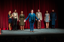 SD_Sherlock Holmes a záhada za oponou_Kateřina Michejdová_Štěpán Goiš_Petra Staňková_Daniel Gajdoš_Adam Joura_Tereza Novotná_Lukáš matěj_foto_Kuba Jíra