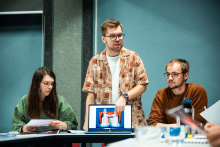 SD_Sherlock Holmes a záhada za oponou - zahajovací zkouška_kostýmní výtvarnice Zora Davidová, režisér Michal Moravec, scéna a dramaturgie Vojtěch Balcar_foto: Kuba Jíra