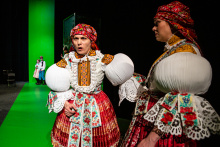 Gazdina roba_Pavlína Hejcmanová_Natálie Rašín_foto Kuba Jíra